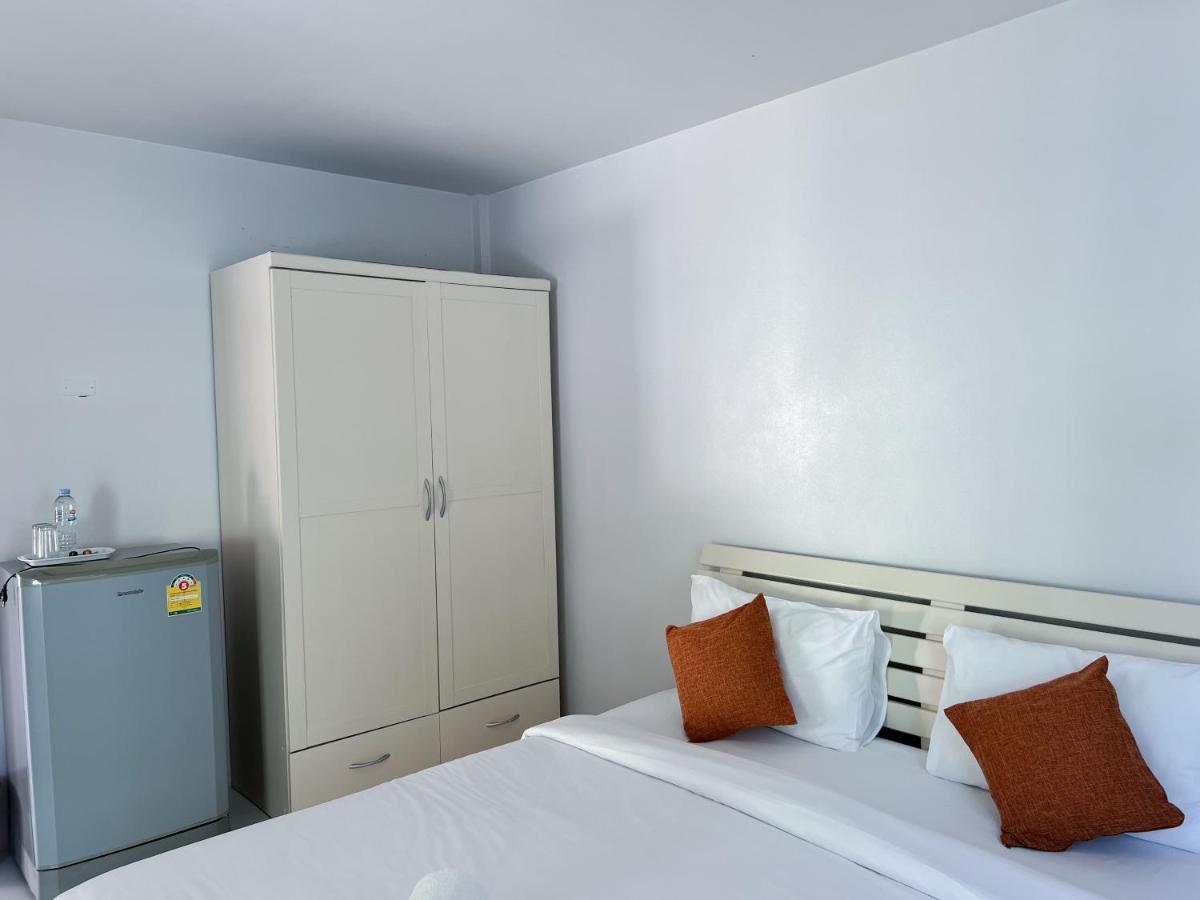 Hotel The 4 Blocks At Kata Noi Exterior foto